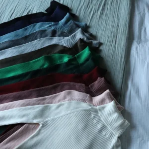 PULL CÔTELÉ